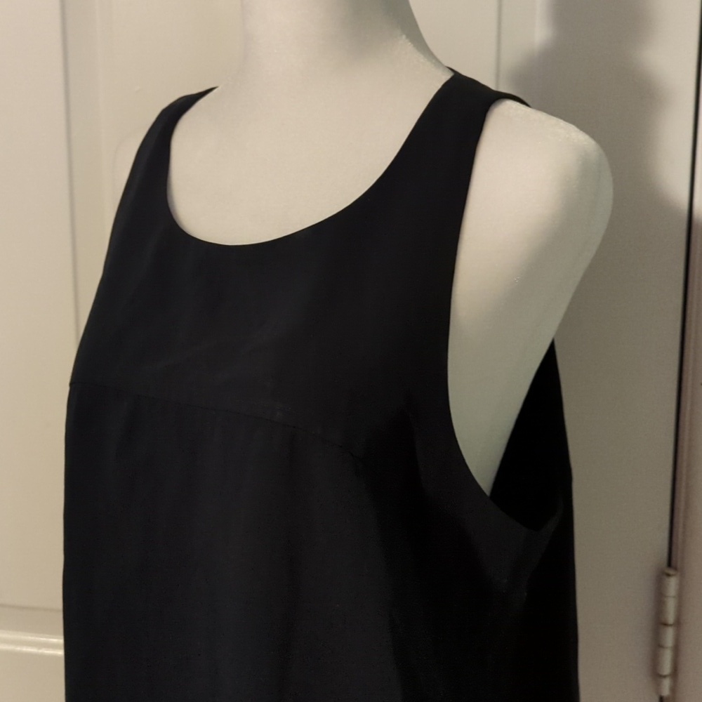 Banana Republic Black Sleeveless Tank Top Large - Picture 3 of 10